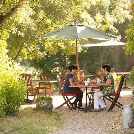 Logis Auberge De La Riviere Les Velluire-sur-Vendee Bagian luar foto