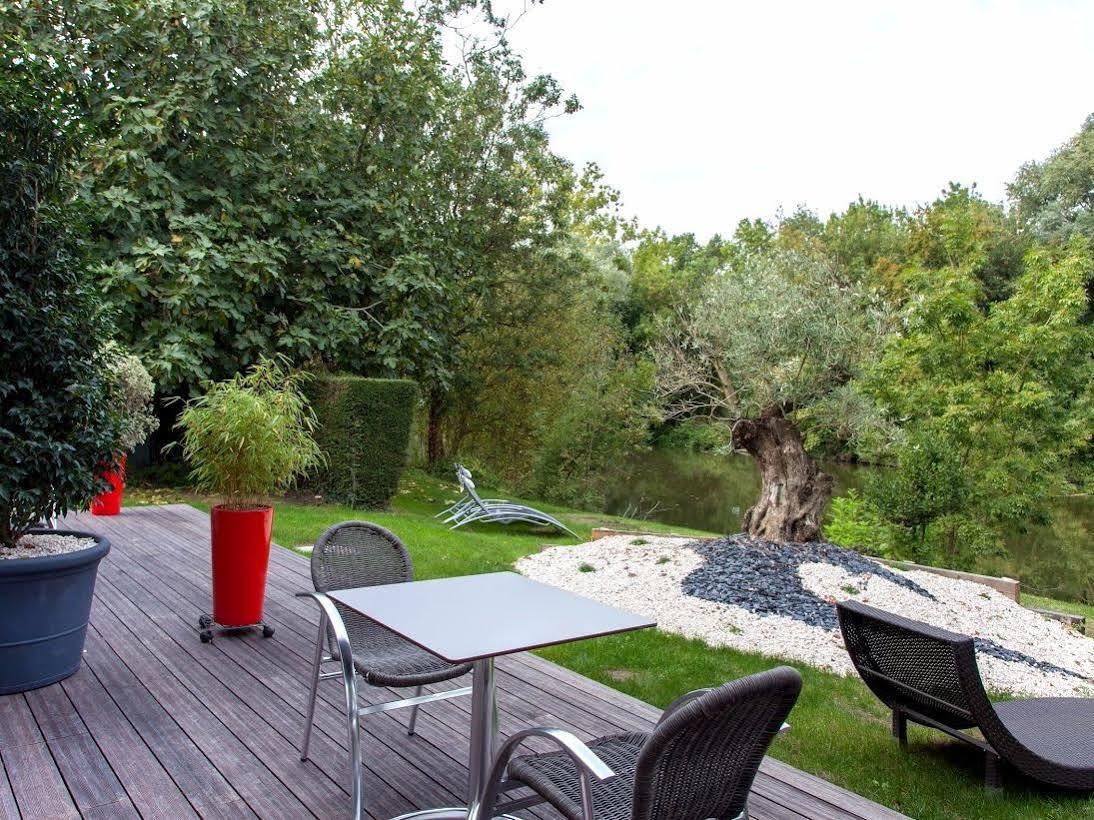 Logis Auberge De La Riviere Les Velluire-sur-Vendee Bagian luar foto